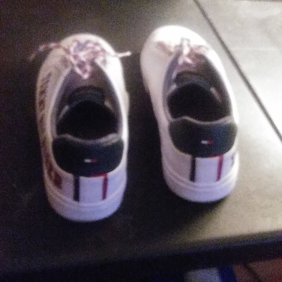 Shoes - Picture 2 of 3